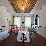 לינה וארוחת בוקר Frederiksberg Mansion