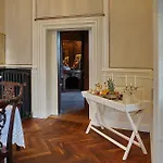 לינה וארוחת בוקר Frederiksberg Mansion 3*